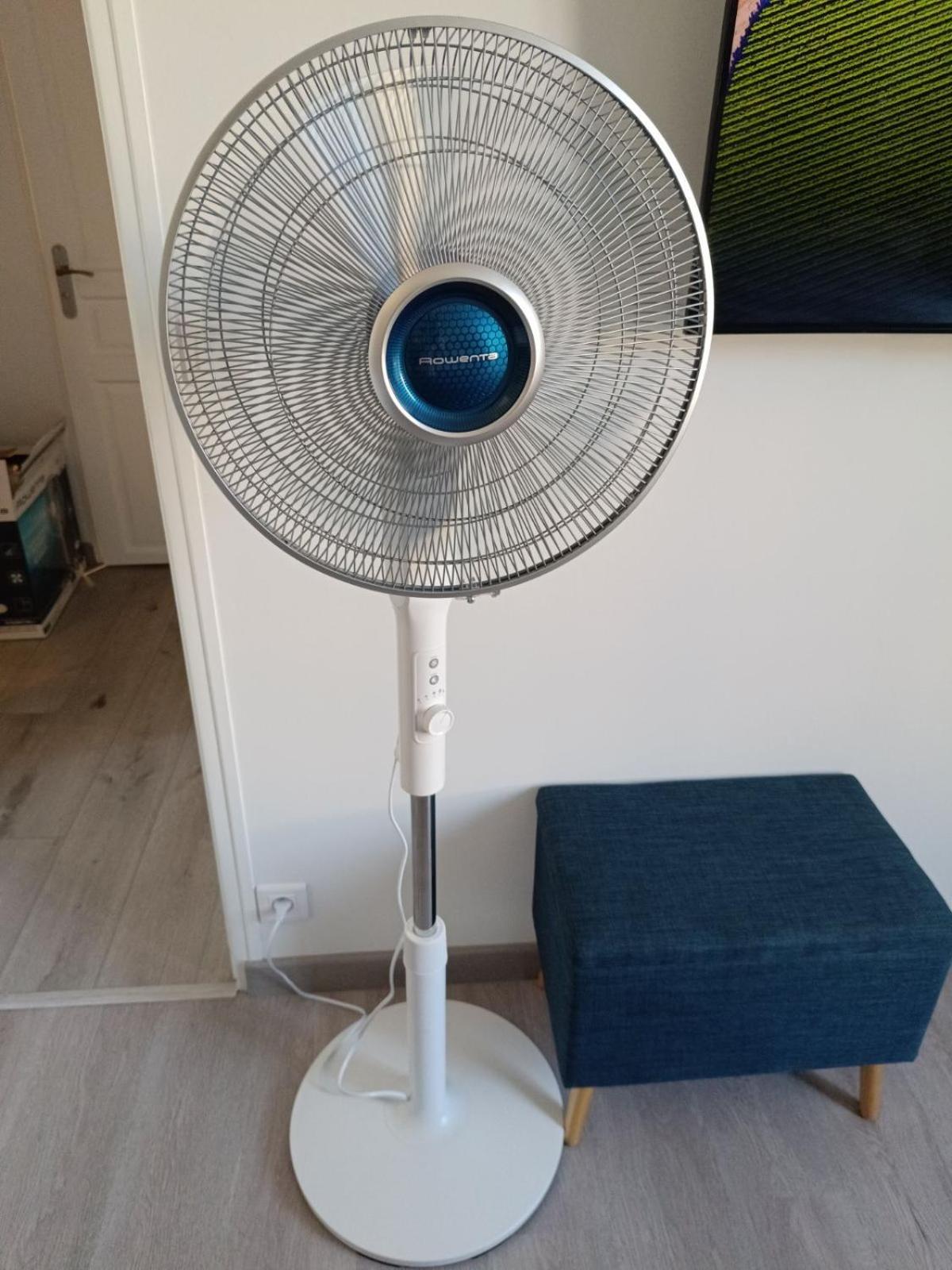 Cocon D'Hiver - Netflix & Wifi - Parking Gratuit - Check-In 24H24 - Kit Bebe Inclus - Emplacement Velos - Goodmarning Chalons en Champagne Bagian luar foto