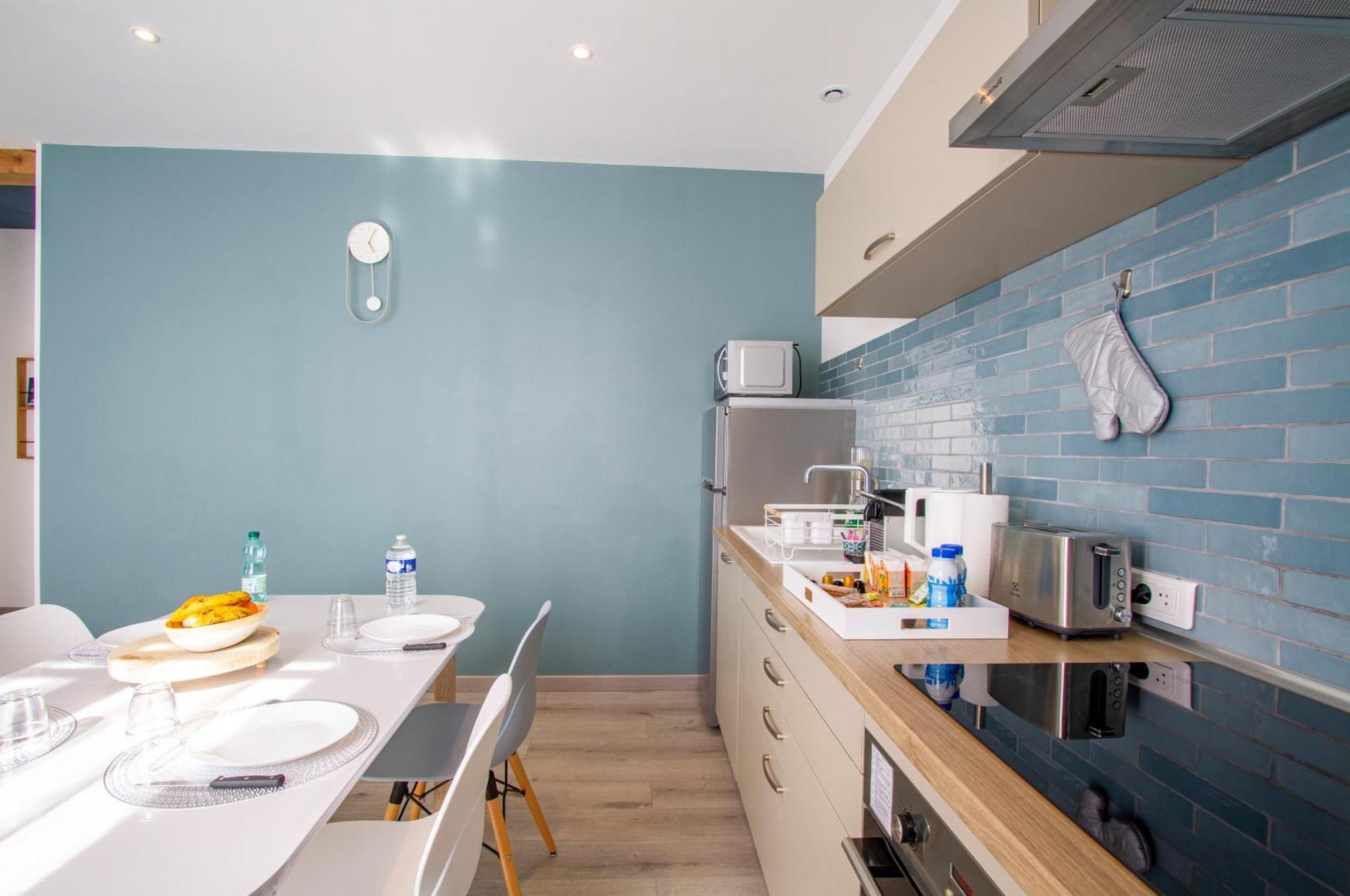 Cocon D'Hiver - Netflix & Wifi - Parking Gratuit - Check-In 24H24 - Kit Bebe Inclus - Emplacement Velos - Goodmarning Chalons en Champagne Bagian luar foto