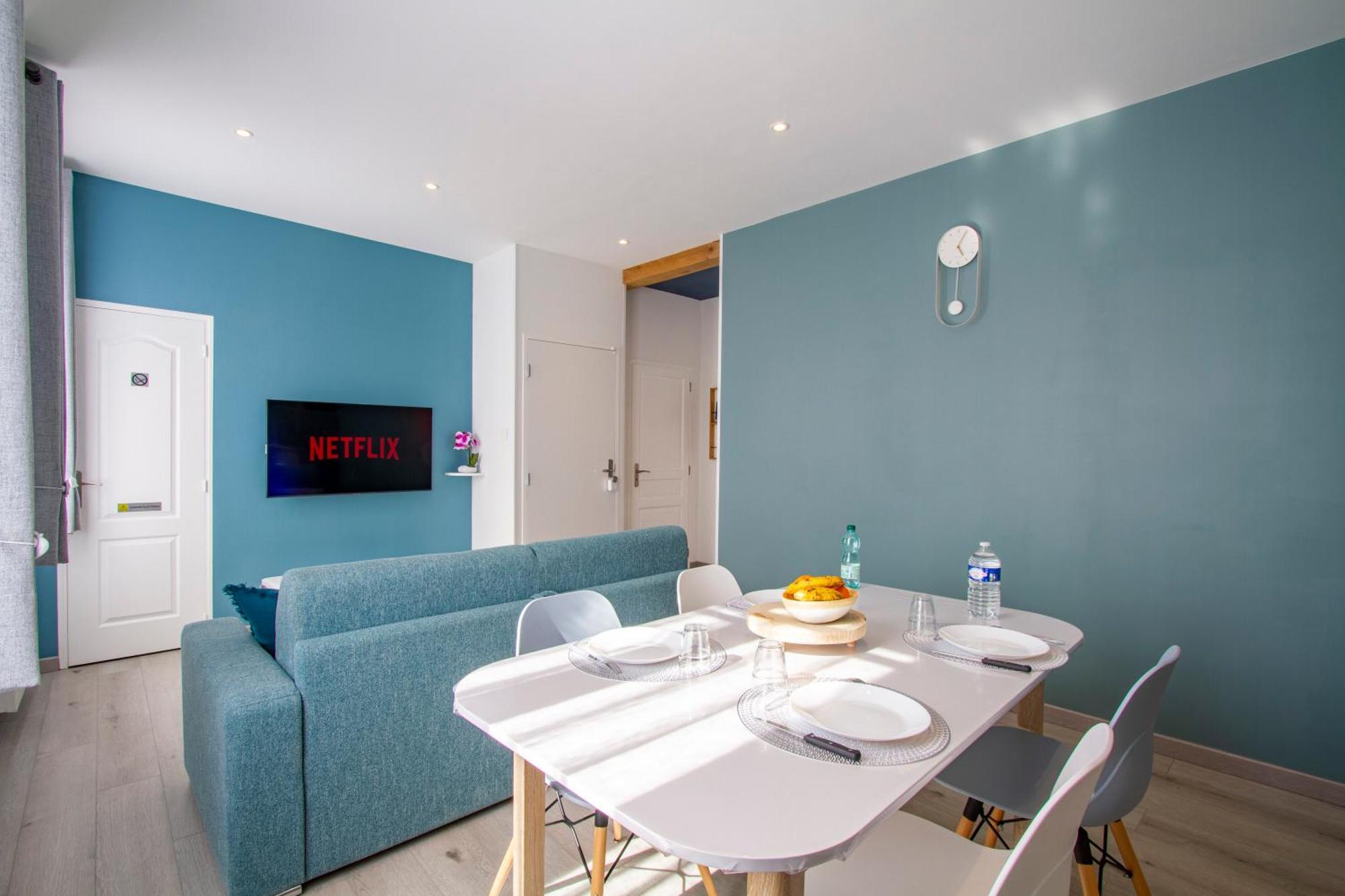 Cocon D'Hiver - Netflix & Wifi - Parking Gratuit - Check-In 24H24 - Kit Bebe Inclus - Emplacement Velos - Goodmarning Chalons en Champagne Bagian luar foto